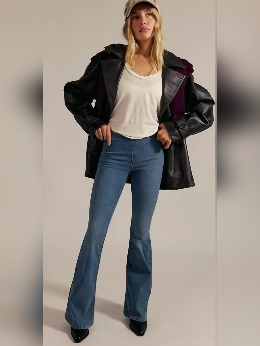 NWOT Penny Pull On Flare We The Free Sz 24 And 25 R